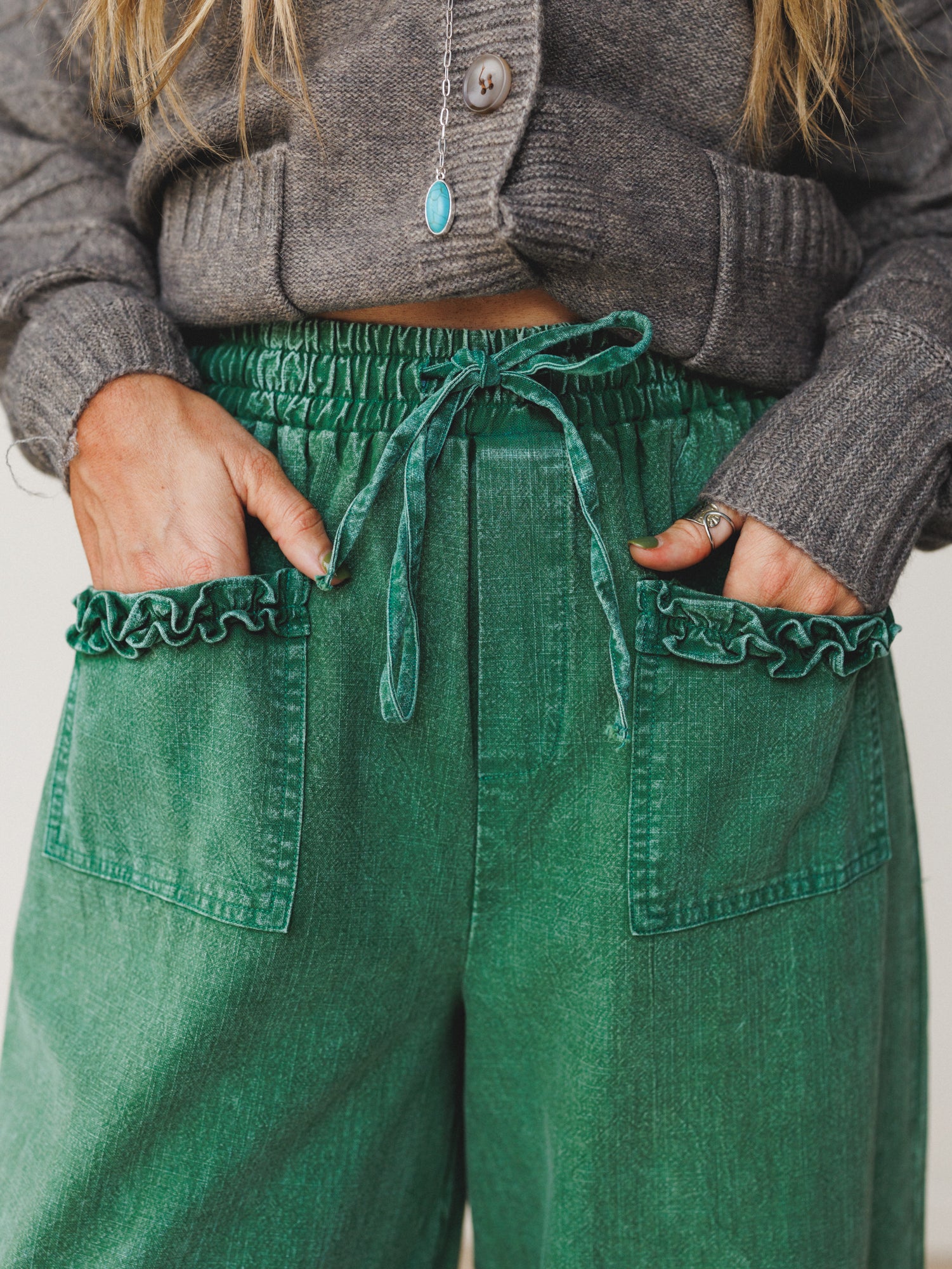 Chase The Horizon Ruffle Pants - Green - Image 3
