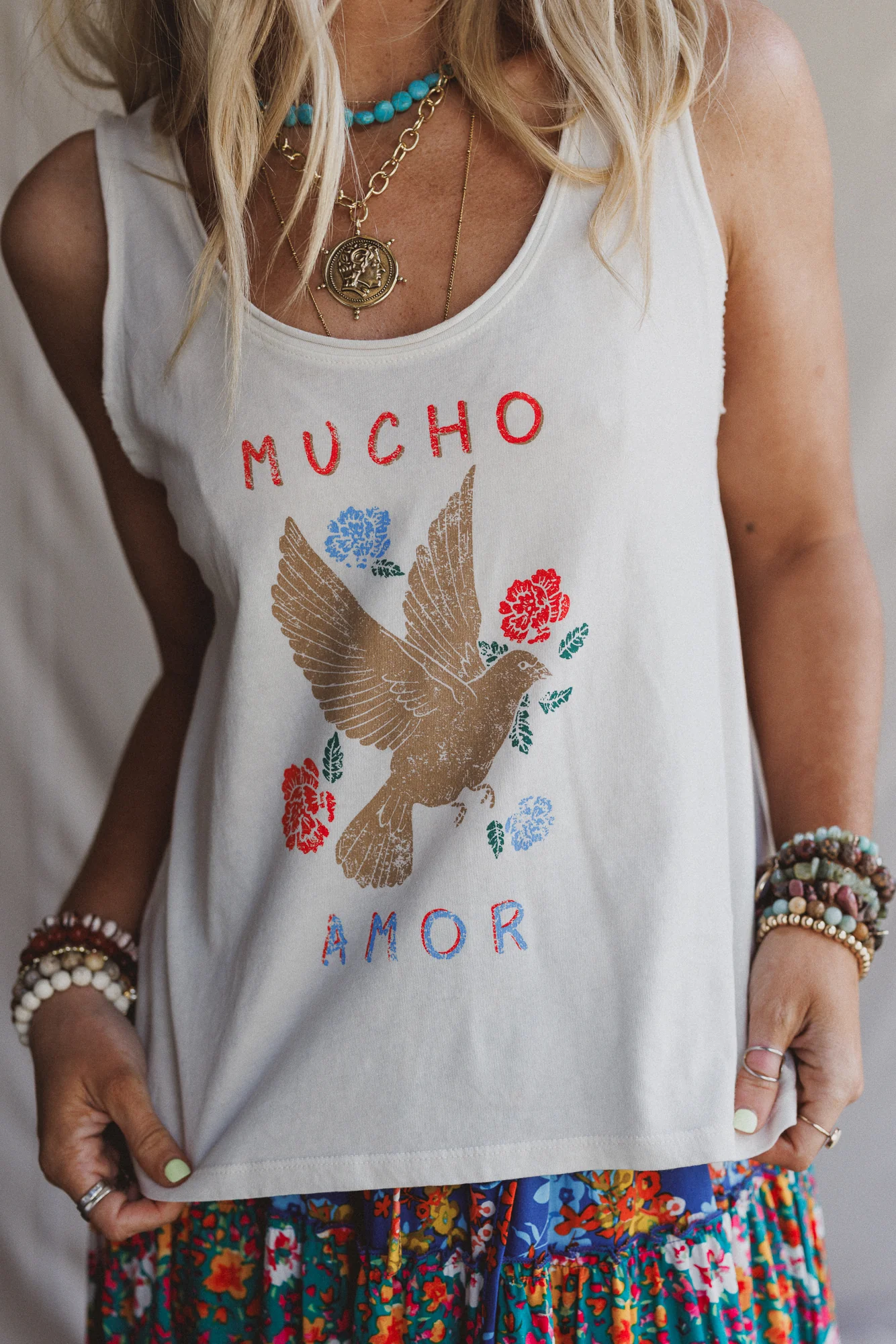 Doves Embrace Graphic Tank Top - White - Image 2