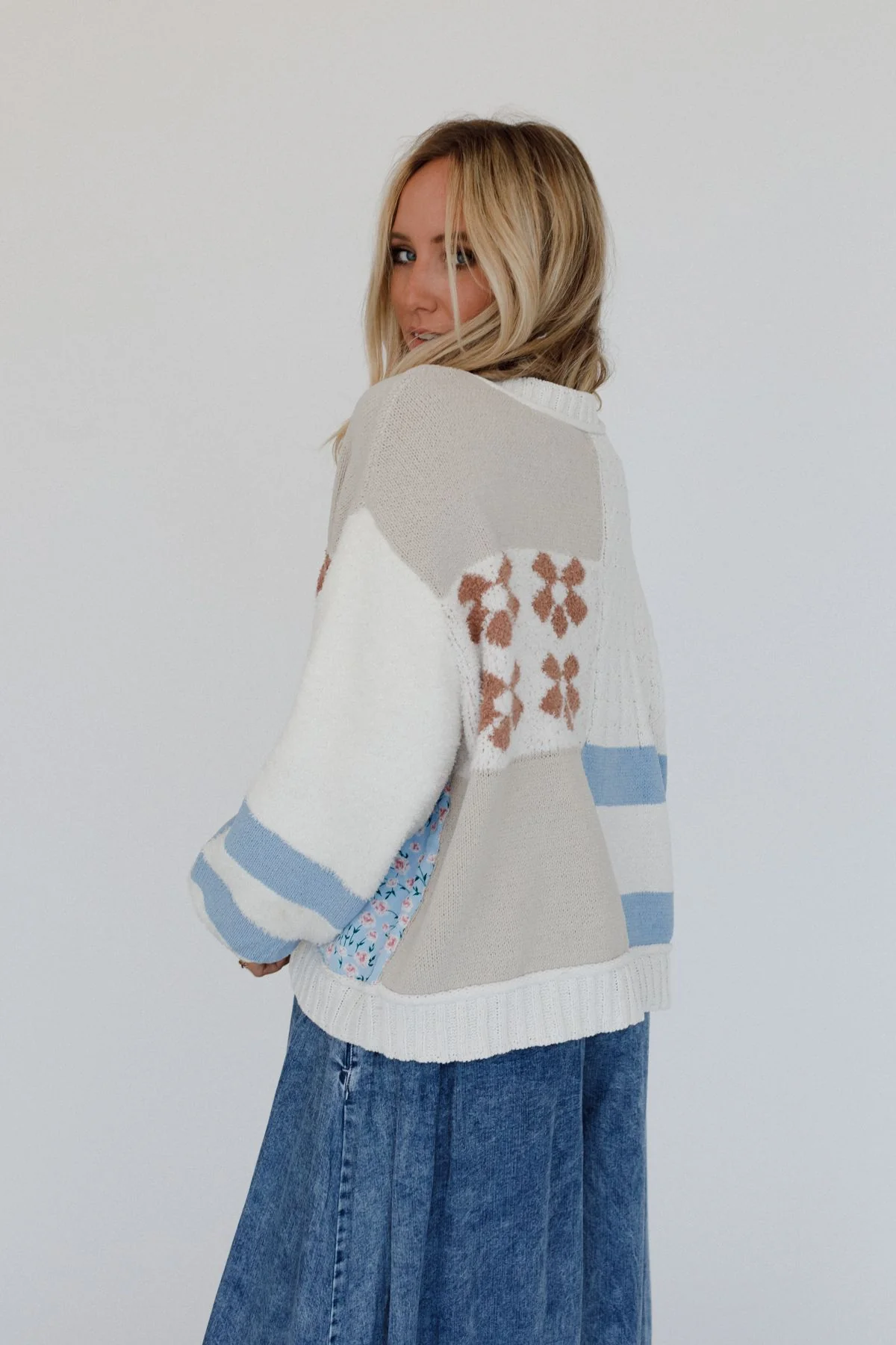 Feeling For Flowers Contrast Sweater - Cream Multi - Image 3