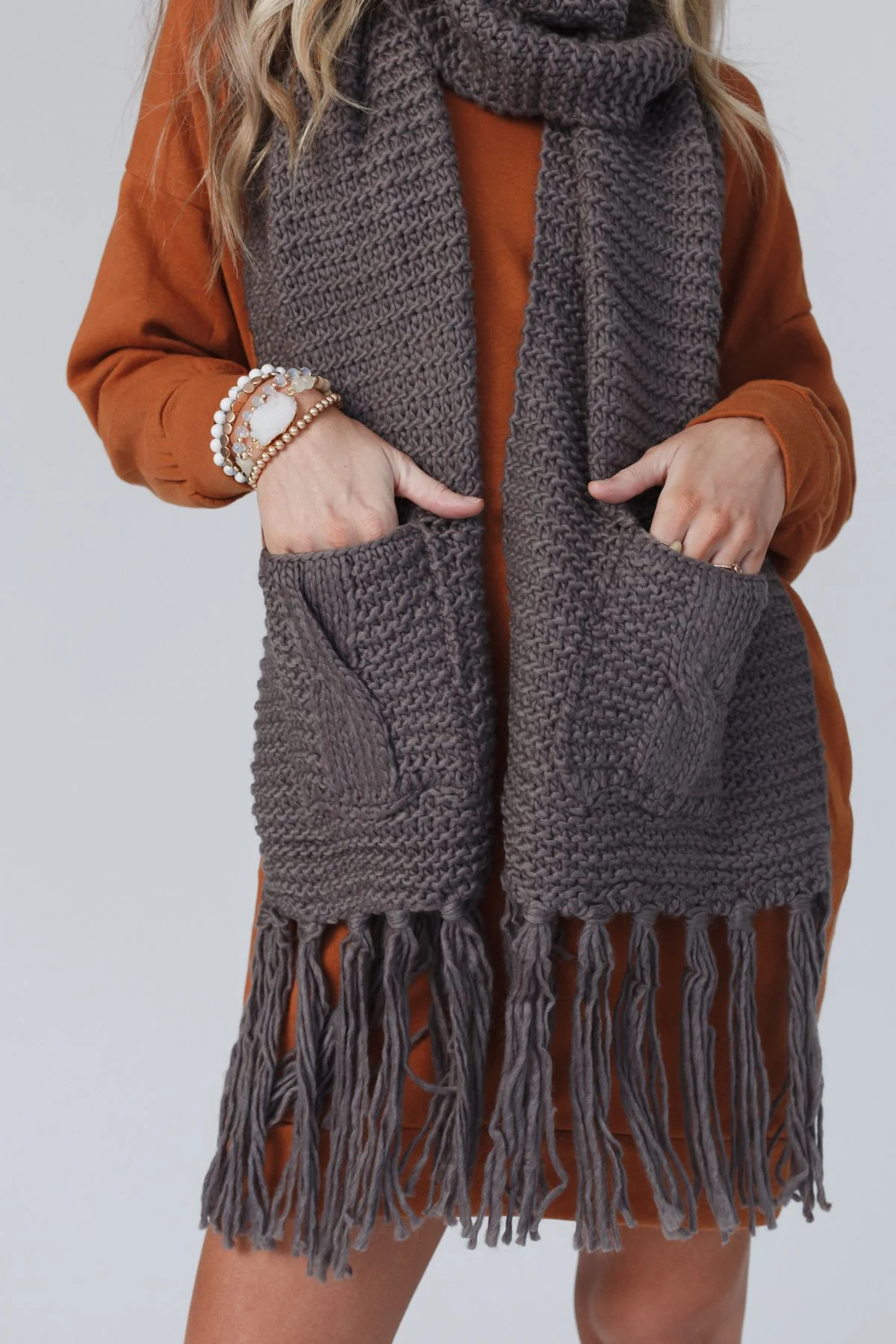 Kolby Knitted Pocket Scarf - Gray - Image 2