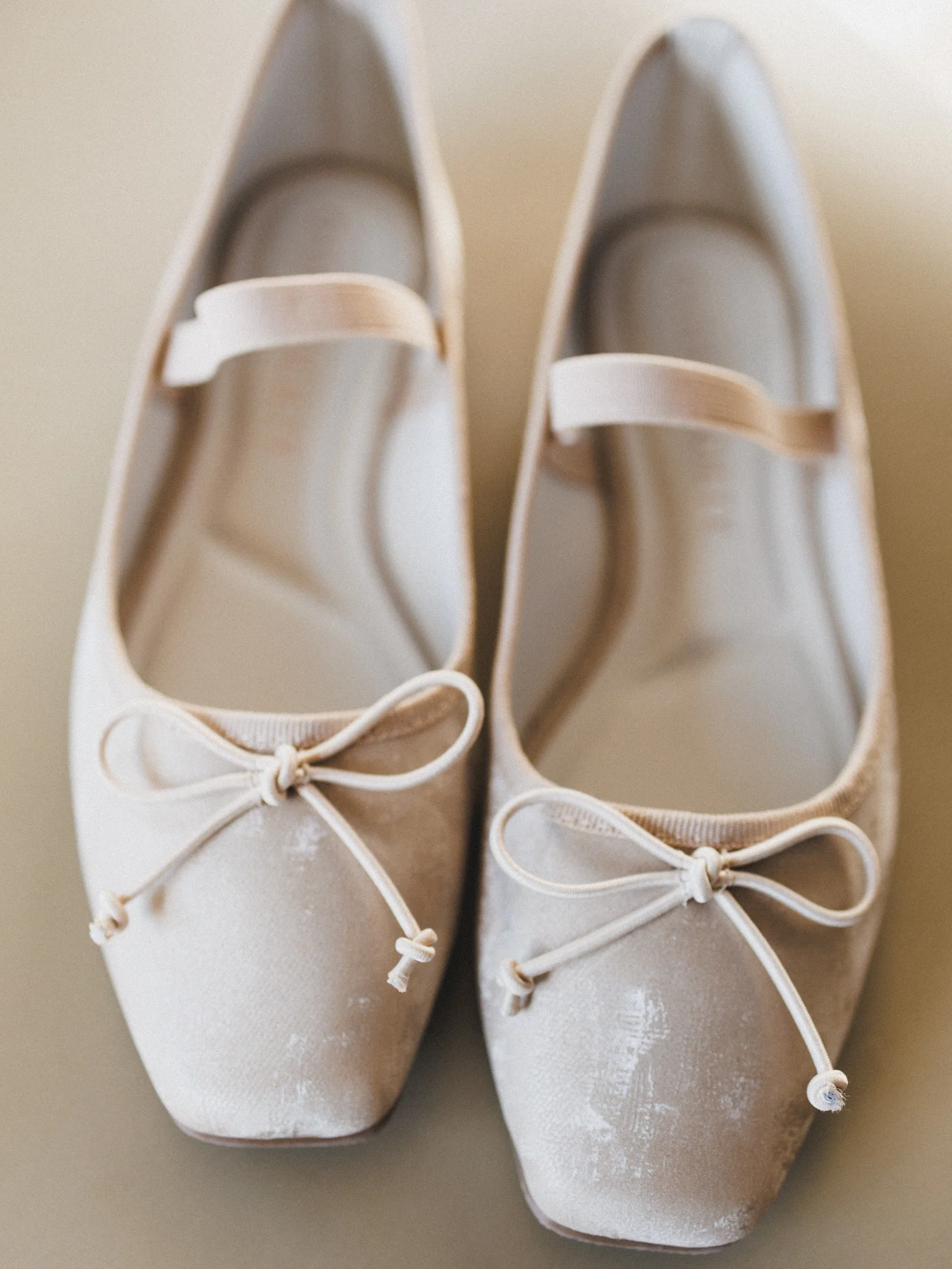 London Flats - Beige - Image 4