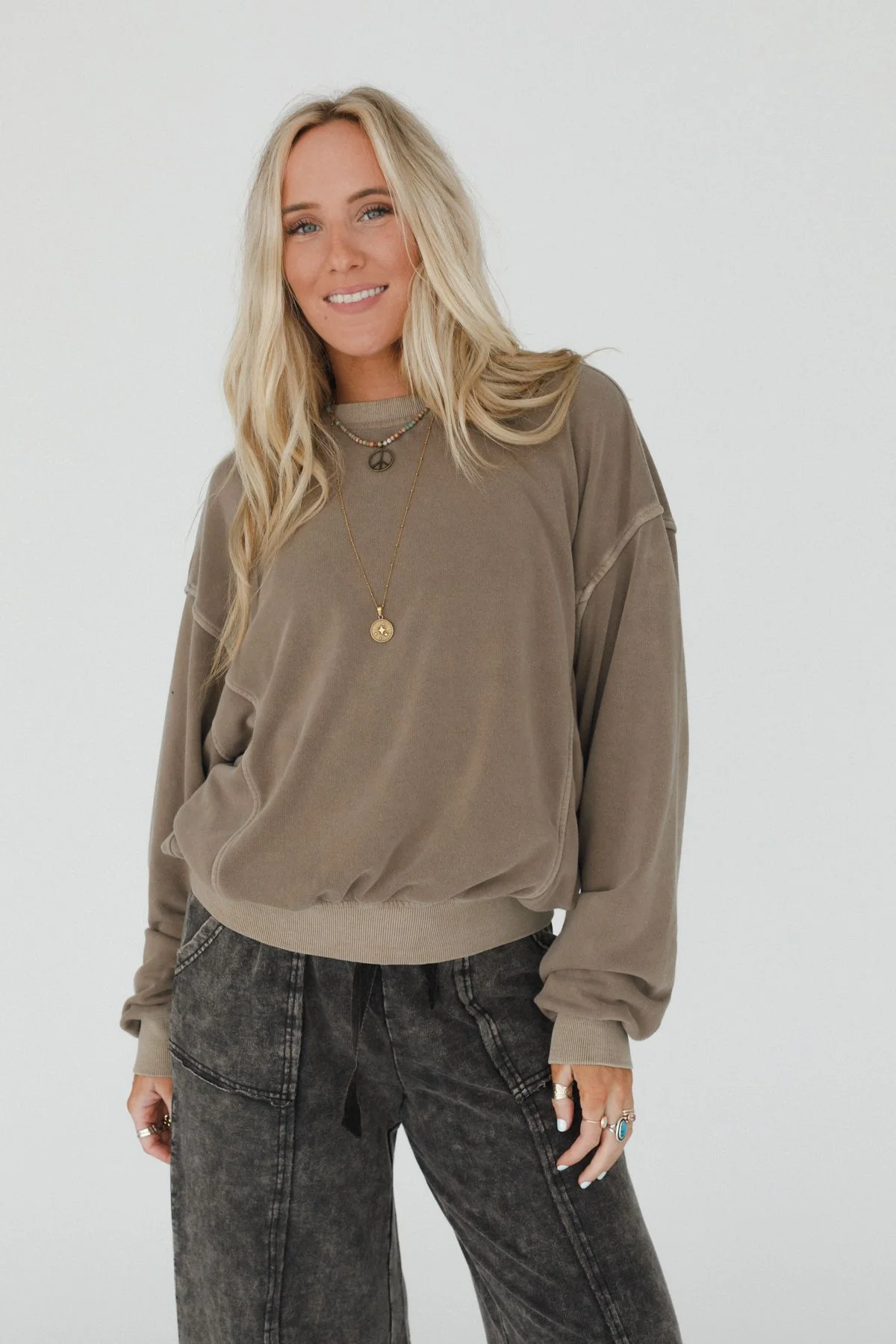 Summit Cozy Pullover - Mocha - Image 3