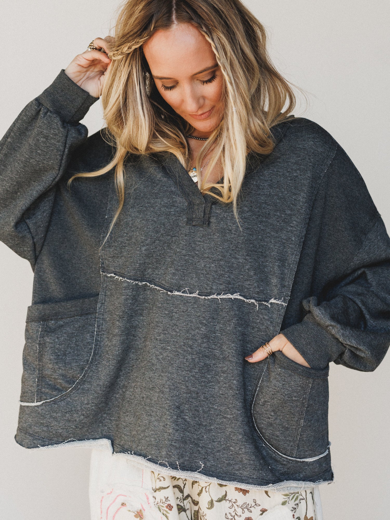 The Nest Karli Knit Pocket Top - Charcoal - Image 5
