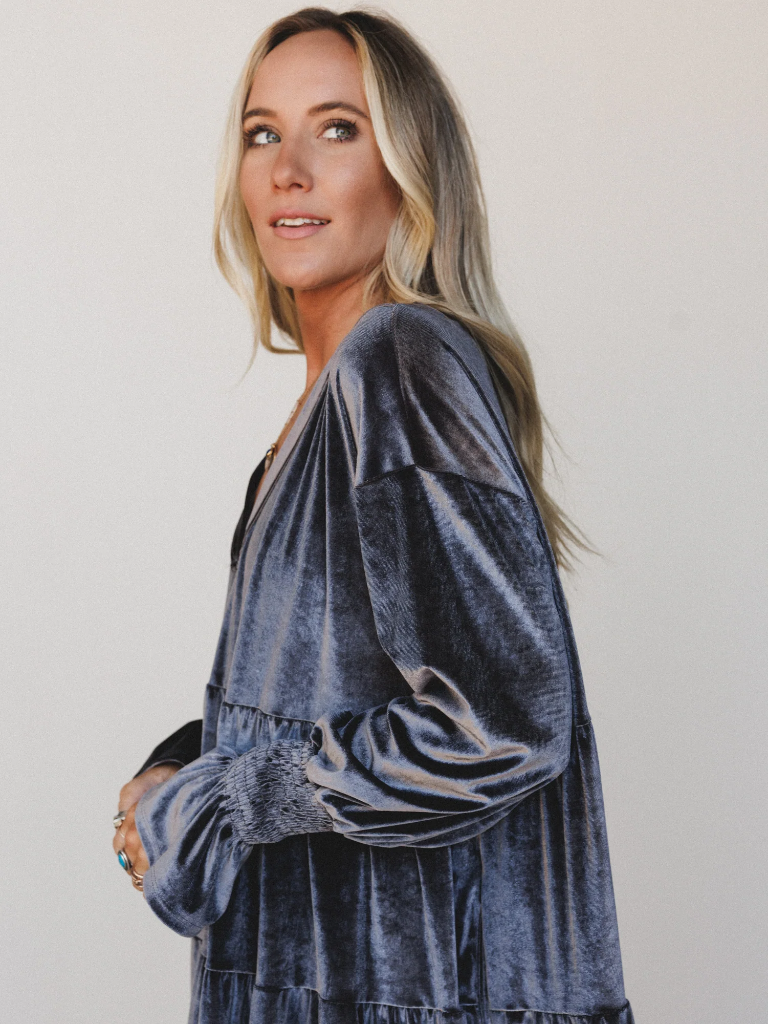 The Nest Maddie Velvet Dress - Charcoal - Image 3