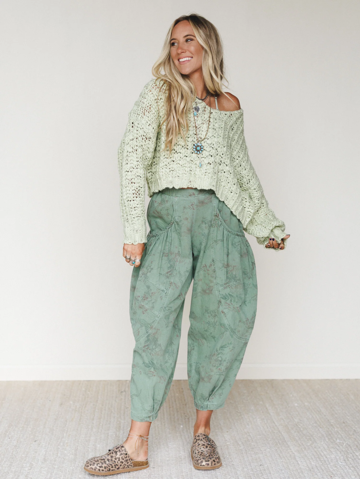 The Nest Nora Gathered Barrel Denim Pant - Olive Floral - Image 5