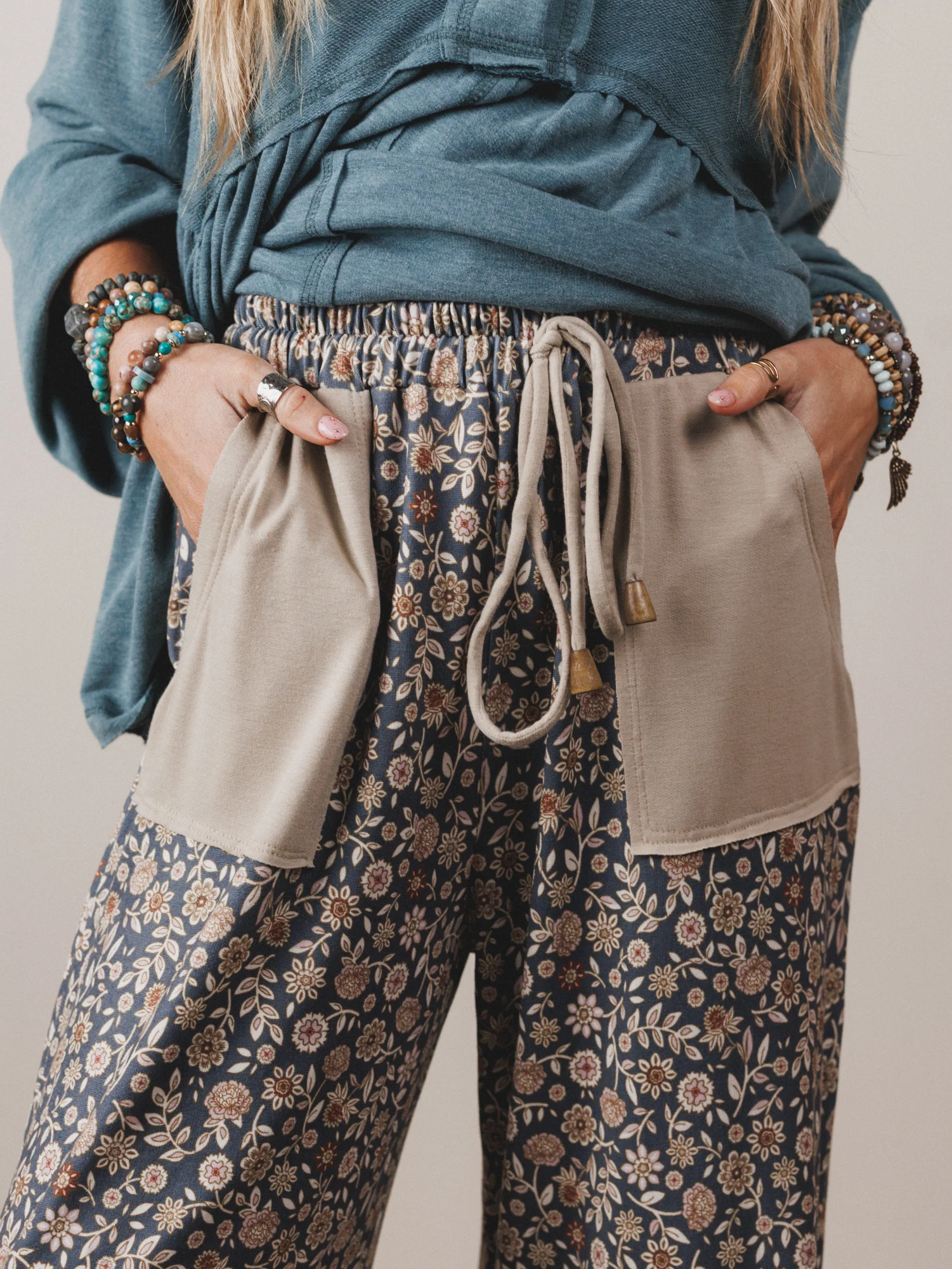 The Nest Pushing Daisies Drawstring Pants - Charcoal - Image 4