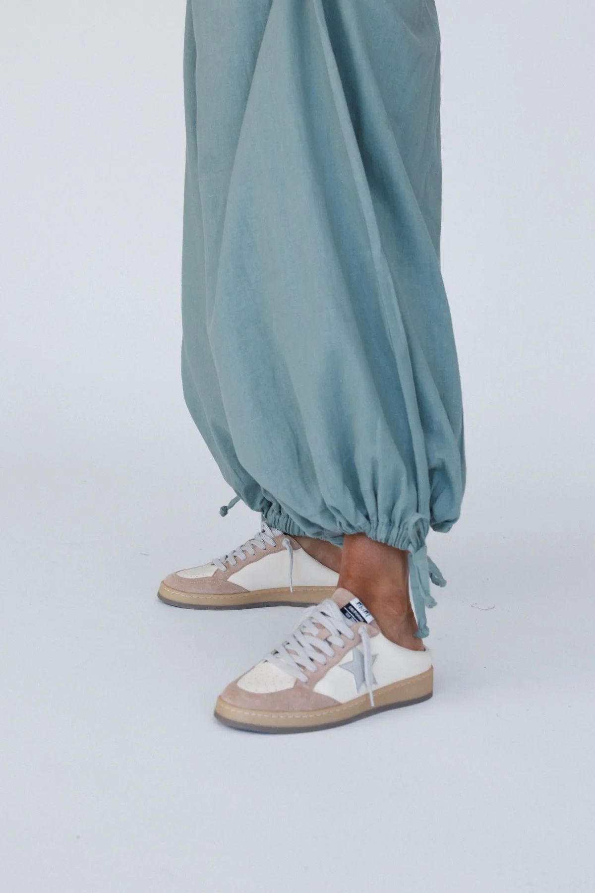 The Nest Theadora Wide Leg Cinched Pants - Light Olive - Image 4
