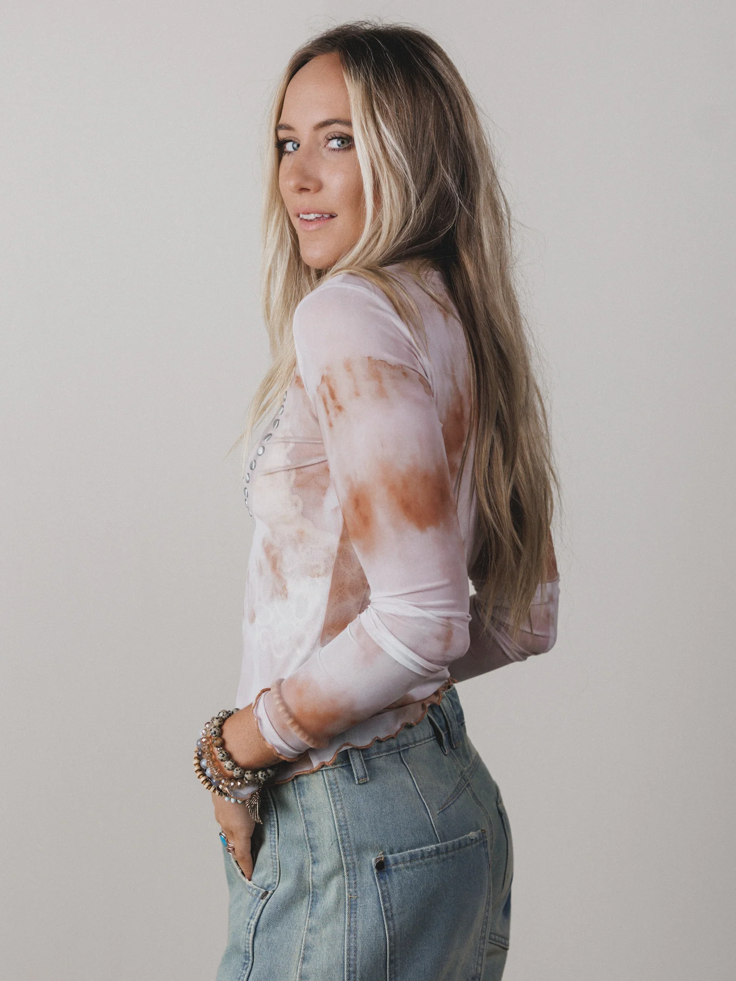 True Peace Top - Taupe - Image 3