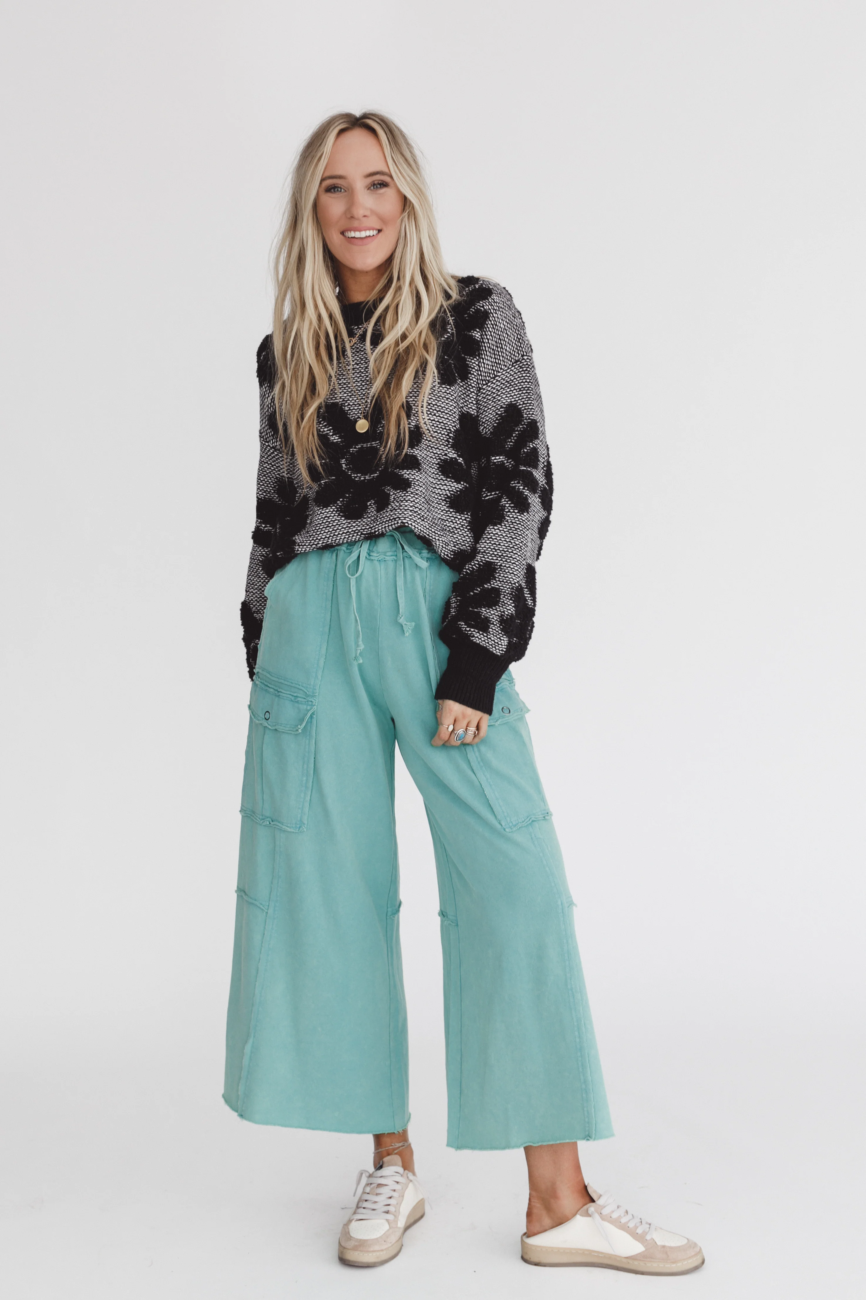 Zinnia Textured Flower Top - Black - Image 4